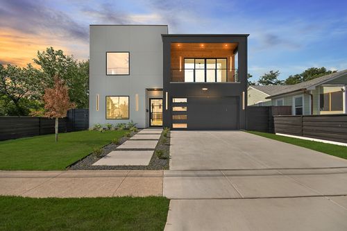340 Guam St, Dallas, TX, 75212-2911 | Card Image
