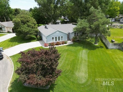 2618 Martin Dr, Hagerman, ID, 83332-5055 | Card Image