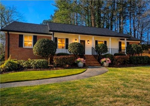 2752 Saddle Ridge Lake Dr, Marietta, GA, 30062-4622 | Card Image