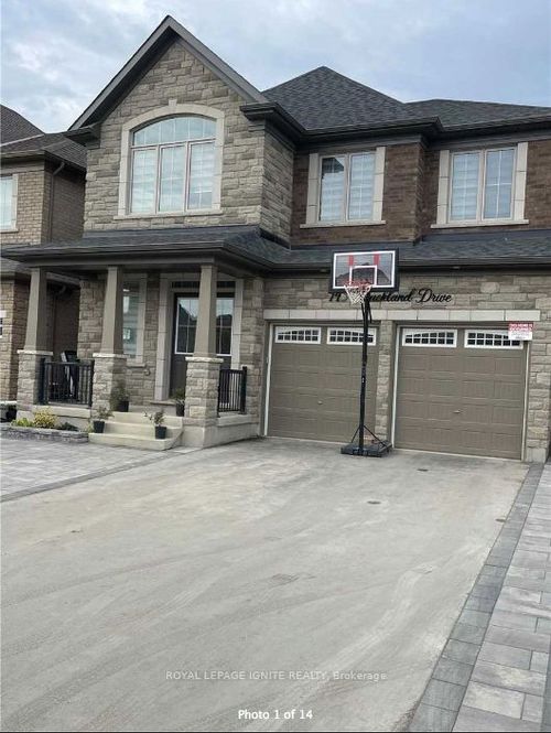bsmt-143 Auckland Dr, Whitby, ON, L1P0J2 | Card Image