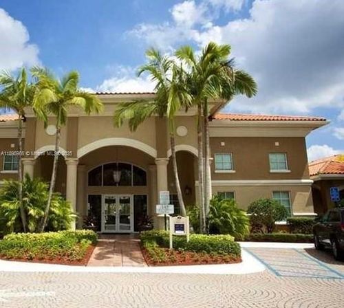 11208-230 Sw 117th Ter, Pembroke Pines, FL, 33025-3495 | Card Image