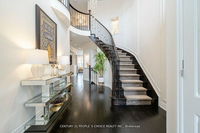 99 Scott Blvd, House other with 5 bedrooms, 4 bathrooms and 2 parking in Milton ON | Image 4