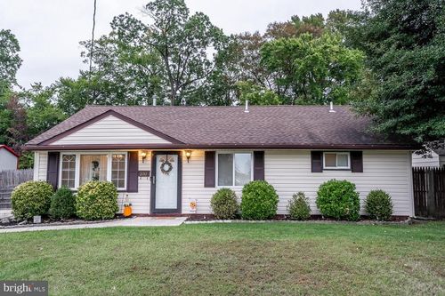 200 E Rudderow Ave, Maple Shade, NJ, 08052-1833 | Card Image