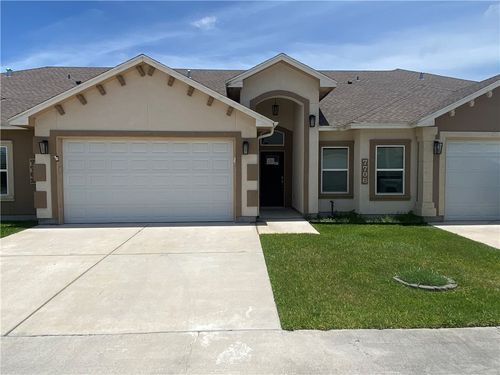 7706 Arshan Ln, Corpus Christi, TX, 78413-2517 | Card Image