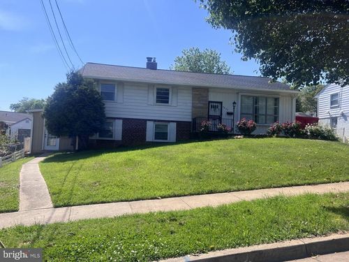5825 Lamont Dr, New Carrollton, MD, 20784-3519 | Card Image
