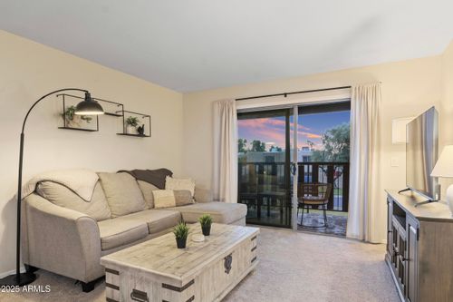 283-4354 N 82nd St, Scottsdale, AZ, 85251-2738 | Card Image