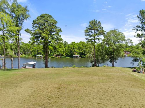 19921 Southside Cir, Winona, TX, 75792-6737 | Card Image