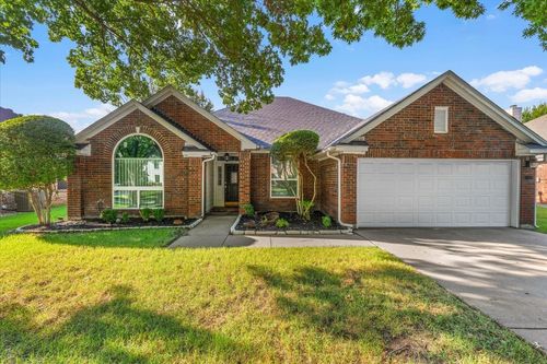 3321 Circlewood Ct, Grapevine, TX, 76051-6520 | Card Image