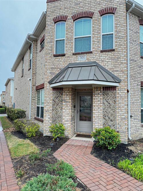 301 Lily Ln, Lewisville, TX, 75057-4121 | Card Image
