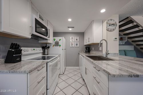 14422 N Teakwood Ln, Fountain Hills, AZ, 85268-2904 | Card Image