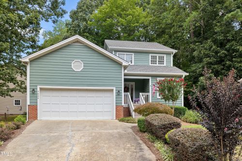 3604 Willowtree Ln, Clayton, NC, 27520-8017 | Card Image