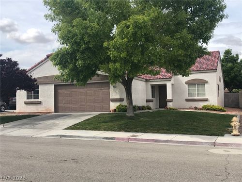 2614 Sweet Leilani Ave, North Las Vegas, NV, 89031-0693 | Card Image