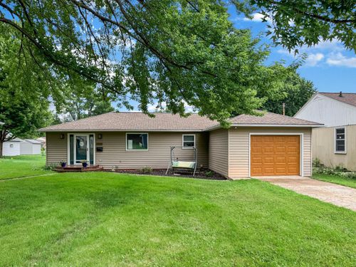 2717 Oak Ave, Slayton, MN, 56172-1333 | Card Image