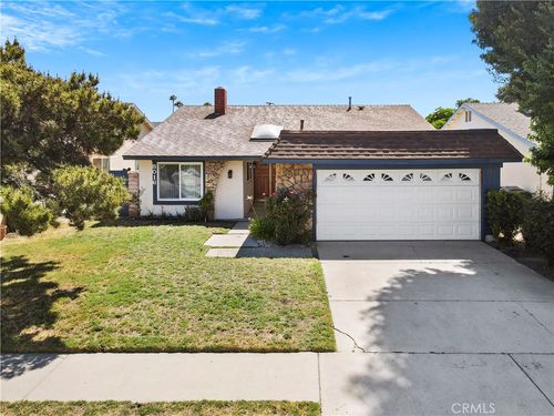 8016 Lubao Ave, Winnetka, CA, 91306-1931 | Card Image