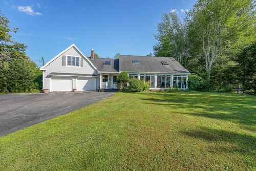 6 Mckenney Ln, Kennebunk, ME, 04043-7653 | Card Image