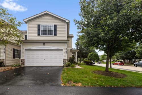 2702 Kendall Crossing, Mchenry, IL, 60051 | Card Image