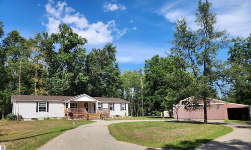 3560 Pine Tree, Weidman, MI, 48893 | Card Image