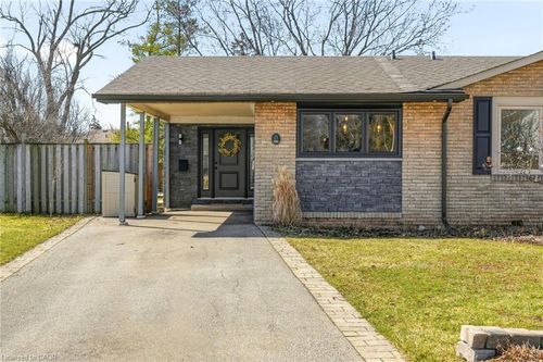 616 Kilbirnie Pl, Burlington, ON, L7L2M4 | Card Image