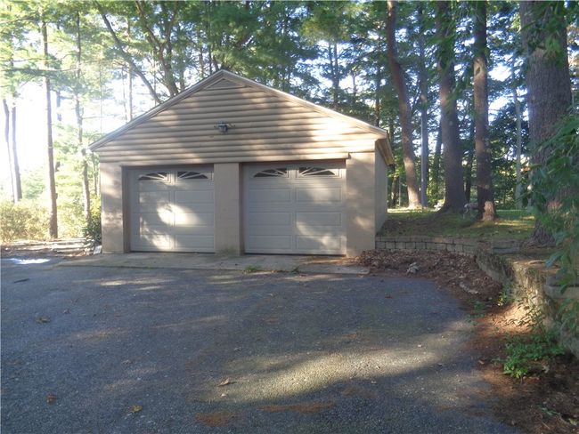 17 Pine Ln, House other with 3 bedrooms, 2 bathrooms and 6 parking in Johnston RI | Image 5