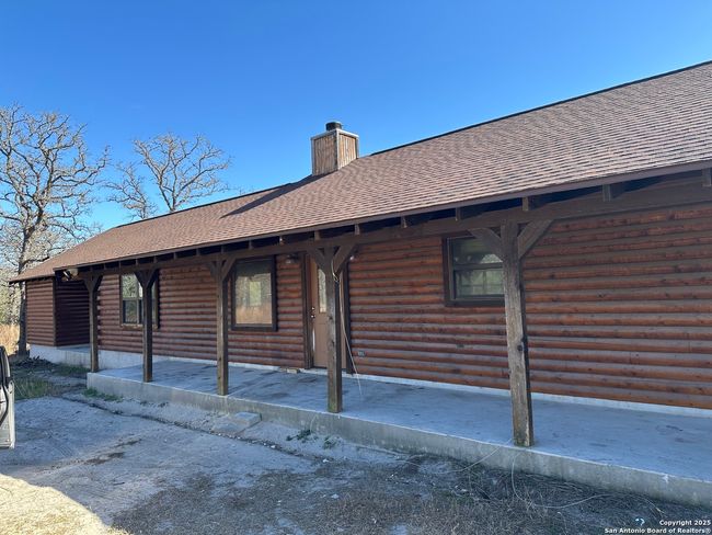 4500 Hickory Forrest Dr, House other with 2 bedrooms, 2 bathrooms and null parking in Seguin TX | Image 5