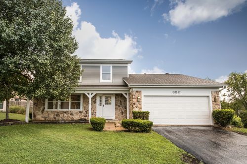 352 Country Ln, Algonquin, IL, 60102-1966 | Card Image