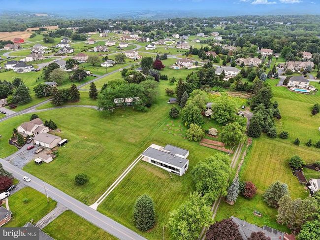 317 Clearview Ave, Home with 2 bedrooms, 2 bathrooms and null parking in Nazareth PA | Image 78