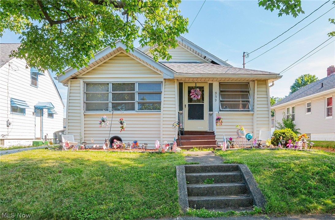 Firestone Blvd, Akron, OH 44306