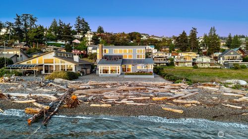 309 Seascape Dr, Camano Island, WA, 98282-8638 | Card Image