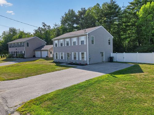 124 Briarwood Dr Ext, Bangor, ME, 04401-2676 | Card Image