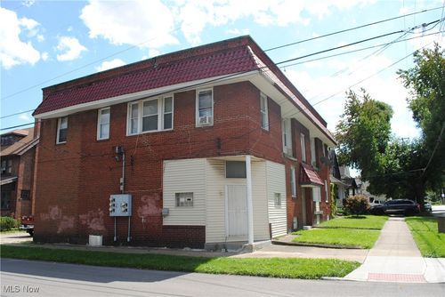 3173 W 38th St, Cleveland, OH, 44109-1386 | Card Image