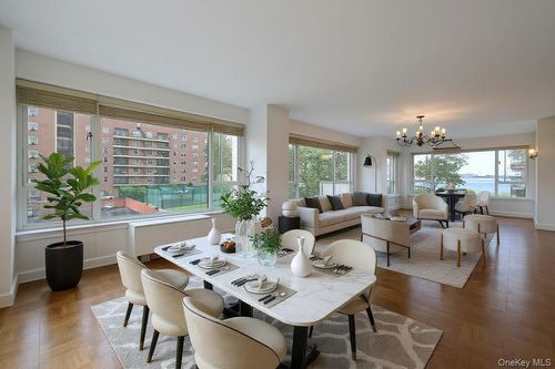 3f-166-25 Powells Cove Blvd, Whitestone, NY, 11357-1505 | Card Image