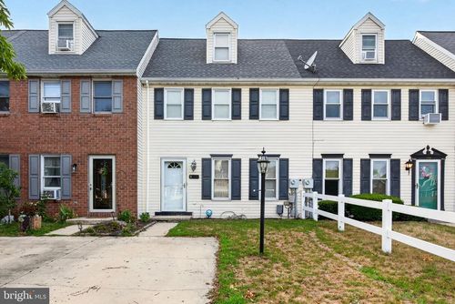 134 Ashley Dr, Ephrata, PA, 17522-2629 | Card Image