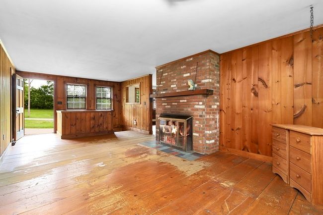 324 Western Ave, House other with 3 bedrooms, 2 bathrooms and 6 parking in Sherborn MA | Image 5