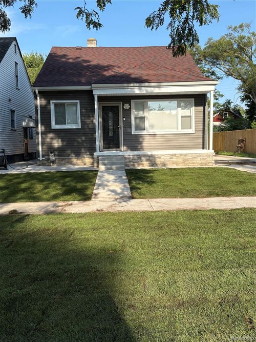 19404 Andover St, Detroit, MI, 48203-4913 | Card Image