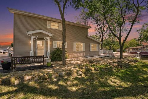 156 Fossil Cove Ln, Wilmington, IL, 60481-8517 | Card Image