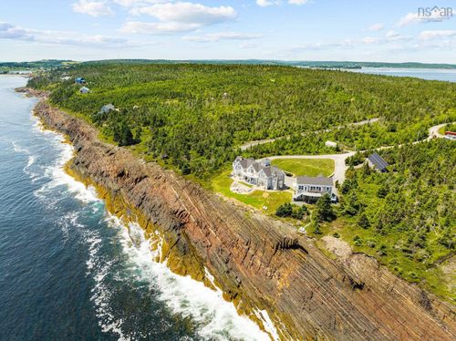 368 Middle Rd, Kingsburg, NS, B0J2X0 | Card Image