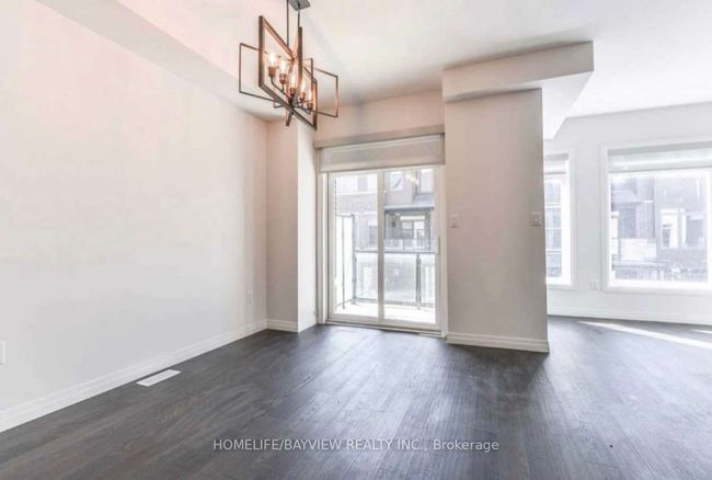 84 - 30 Times Square Blvd, House attached with 3 bedrooms, 3 bathrooms and 1 parking in Hamilton ON | Image 5