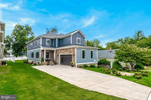 10708 Warwick Ave, Fairfax, VA, 22030-3029 | Card Image