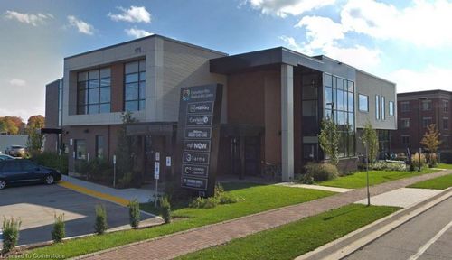 224-225-175 Chancellors Way, Guelph, ON, N1G0E9 | Card Image