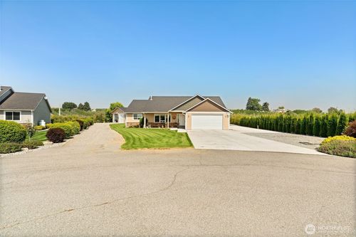 25 Columbia View Dr, Brewster, WA, 98812-6104 | Card Image