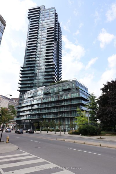 3002 - 825 Church St, Condo with 2 bedrooms, 2 bathrooms and 1 parking in Toronto ON | Image 1