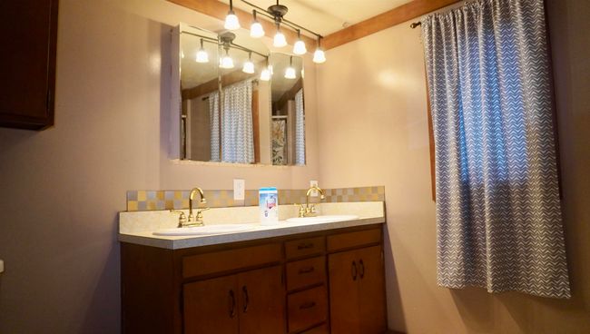 573 N Jefferson St, House other with 3 bedrooms, 2 bathrooms and null parking in Cromwell IN | Image 12