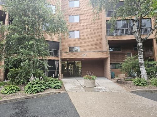 apt-112-3320 Louisiana Ave S, Saint Louis Park, MN, 55426-4129 | Card Image