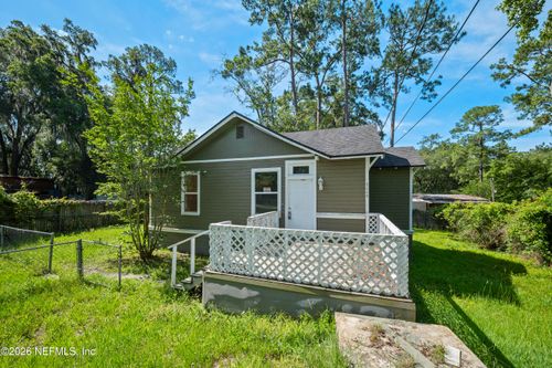 8640 Susie St, JACKSONVILLE, FL, 32210-6452 | Card Image