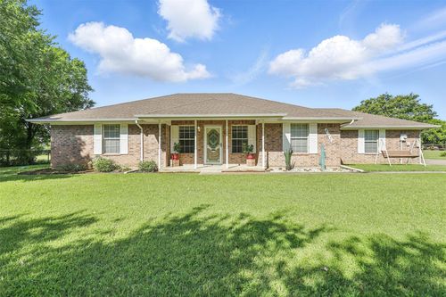4018 Oakview Cir, Alvarado, TX, 76009-8524 | Card Image