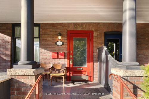 254A Carlton St, Toronto, ON, M5A2L3 | Card Image