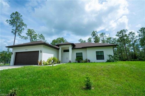 4264 8th Ave Ne, Naples, FL, 34120-9000 | Card Image