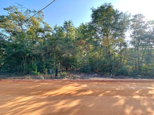 3 W Cypress Ave, DeFuniak Springs, FL, 32433-7806 | Card Image