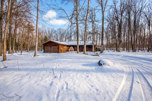 607 Big Bay Point Rd, Innisfil, ON, L9S2N4 | Card Image