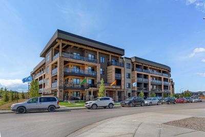 418 - 125 Wolf Hollow Cres Se, Condo with 2 bedrooms, 1 bathrooms and 1 parking in Calgary AB | Image 3